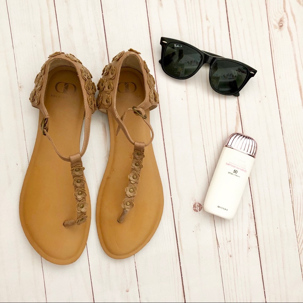 Kelsi Dagger Andelyn Thong Sandals